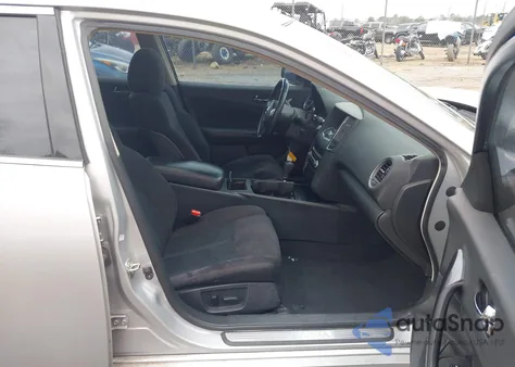 2013 Nissan Maxima 3.5 S z USA, uszkodzony, nr VIN 1N4AA5AP9DC813356